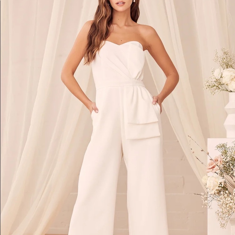 NWT Won a Heart White Strapless Wide Leg Jumpsuit